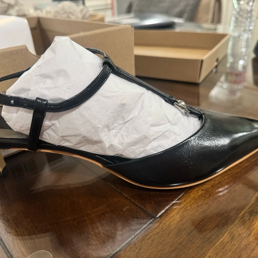 Dolce Vita Black Leather Heels - Picture 2 of 4